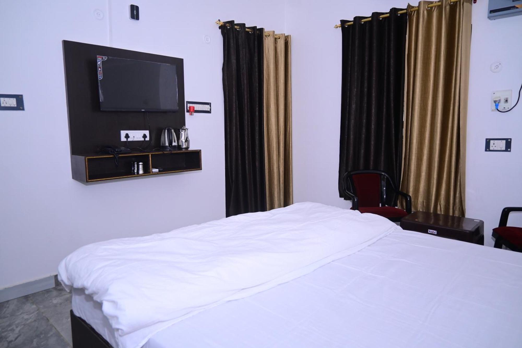 Shri Narayanam Guest House And Home Stay Ayodhya Exteriér fotografie